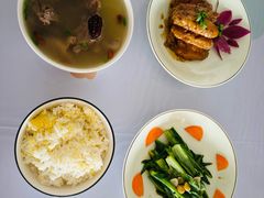 -天鹅到家·保姆月嫂育儿嫂(朝阳店)