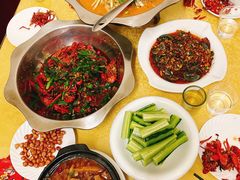 -六弟特色小馆(人民新村店)