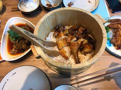 -临界音乐酒馆·小龙虾·江湖菜(华熙LIVE·鱼洞店)