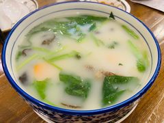 -清真·玛丽亚新疆菜主题餐厅(浙江中路店)