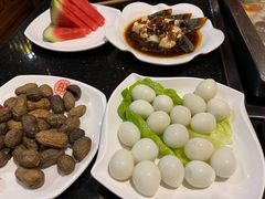 -百年川椒重庆老火锅(光谷店)