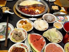 -沸炉重庆老火锅(军事博物馆店)