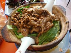 豉椒牛肉煲仔饭-芳芳餐厅(白沙路店)