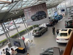 -博瑞祥云奥迪4S店