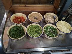 -拈签一笑黄牛肉辣卤串串