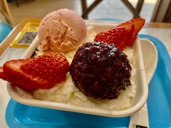 雪山草莓-满记甜品(湖滨店)