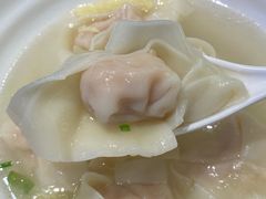 刀鱼馄饨-老半斋(福州路店)