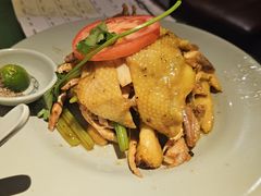 -大头虾越式风味餐厅(光明广场店)