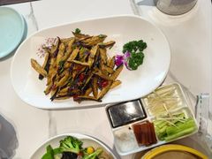 -梅利汴京烤鸭•开封豫菜地标店(东司门店)