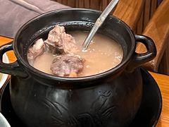 -莲餐厅·湖北菜·潜江小龙虾店(愚园路店)
