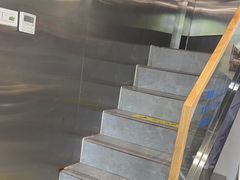 -伟伟宠物医院·CT影像中心·瑞派犬猫综合性门诊(汉口总院)