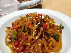 -红樱桃·欢乐餐厅(太原里店)