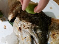 盐烤三文鱼头-沼津港渔市(宏伊国际广场店)