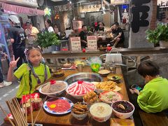 -萍姐火锅·公路夜市(武汉首店)