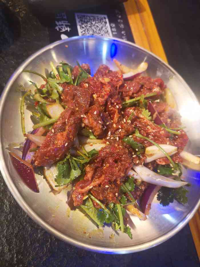 韩盛古法烤肉(卓展店)-"位置明显在卓展三楼电影院附近,环境干净整.