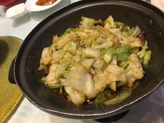干锅手撕包菜-湖庭壹品鸭王·传统北京烤鸭·别墅私房菜·庭院宵夜(江宁店)
