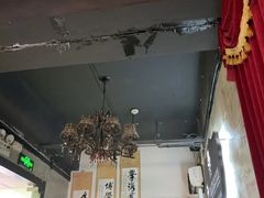 -荒岛实景沉浸密室(江汉路1店)