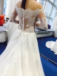 -爱纱嫁衣婚纱礼服馆