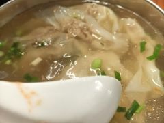 -依云煎包店