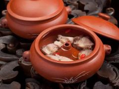 -老国贸云南传统过桥米线(滇池店)