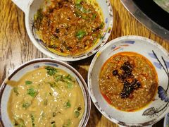 拉克申酱料-毛辣果·贵州红酸汤牛肉火锅(西单店)