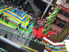 -蒙特利亲子乐园