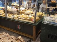 面包甜点陈列柜-东哥面包(江宁大润发店)