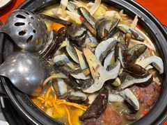 -菌之家·专业纯野生菌火锅·特色炒菌