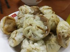 -陈寔包子王·卤煮小肠·京味小吃(龙潭店)
