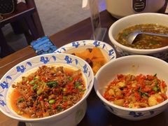 -八碗湘长沙市井菜(坡子街店)