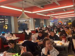 大堂-王红军龙虾(新民路店)