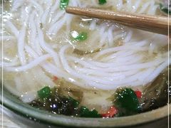 -全家福米线