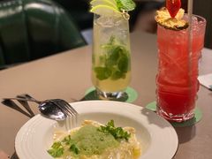 -Oasis Bar & Grill