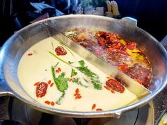 -湊湊火锅·茶憩(新中关购物中心店)