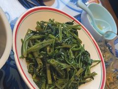 -川流不息·地道川菜·小龙虾(新松江路店)