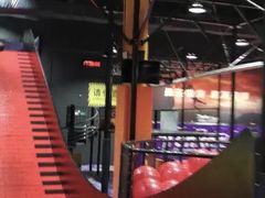 -Tenker Club弹刻极限主题公园 · 蹦床 · 团建 · 生日派对(大关店)