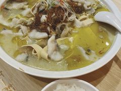 -鱼你在一起(奉贤宝龙城广场店)