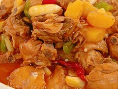 新疆大盘鸡-汗腾格里·风味餐厅(新疆驻京办店)