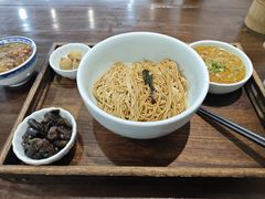 -蟹上黄·蟹黄面·江南糖水(人民广场店)