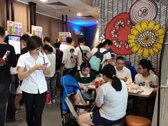 等位区-麦当劳(宝山大厦店)