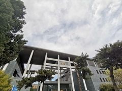 -中国人民大学图书馆新馆