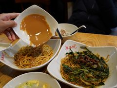 开洋葱油拌面-东泰祥生煎馆(重庆北路店)