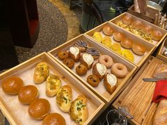 -怡聚轩全日制自助餐厅(大中华喜来登酒店)