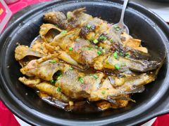 黄骨鱼焖豆腐-客汀家宴·客家烟火 四季食材(集美店)
