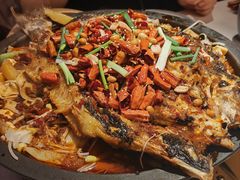 -鸣记脆皮烤鱼·海鲜烤鱼(三八广场店)