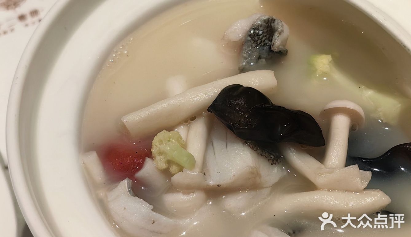 青岛:十二粤味（粤菜）