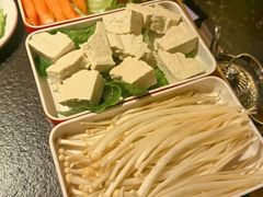 -晓宇重庆火锅(西安荟聚店)