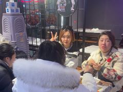-老街烧烤大排档·地道湖北菜·龙虾馆(汉口火车站店)
