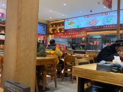 -南城香·饭香串香馄饨香(青年路店)