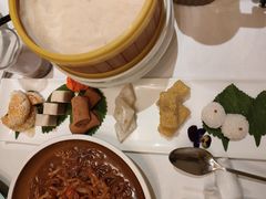 -贝勒爷·酥不腻烤鸭